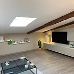 La Mansarda Apartment *